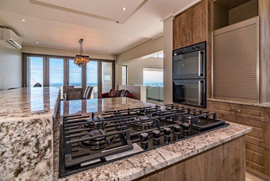 7 Bedroom Property for Sale in Fairhaven Country Estate Western Cape